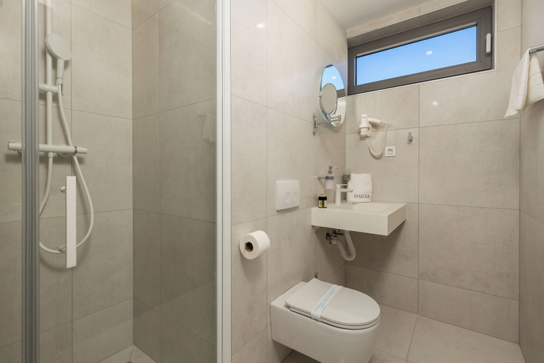 Bathroom 4, HADRIE Luxury Resort and Villas Krk, Krk