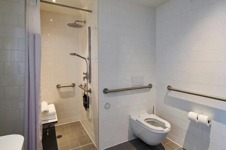 Bathroom 5, citizenM Miami South Beach, Miami-Dade