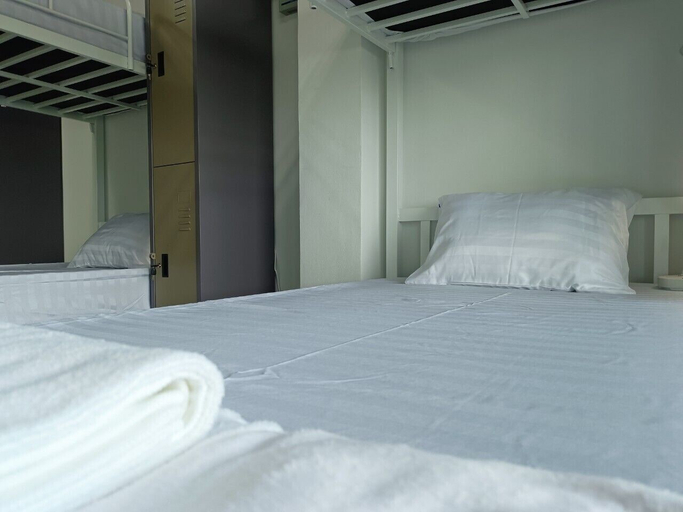 Room 2, PJ Hostel, Pak Chong