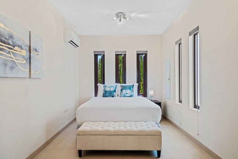 Bedroom 3, Pekinini 15