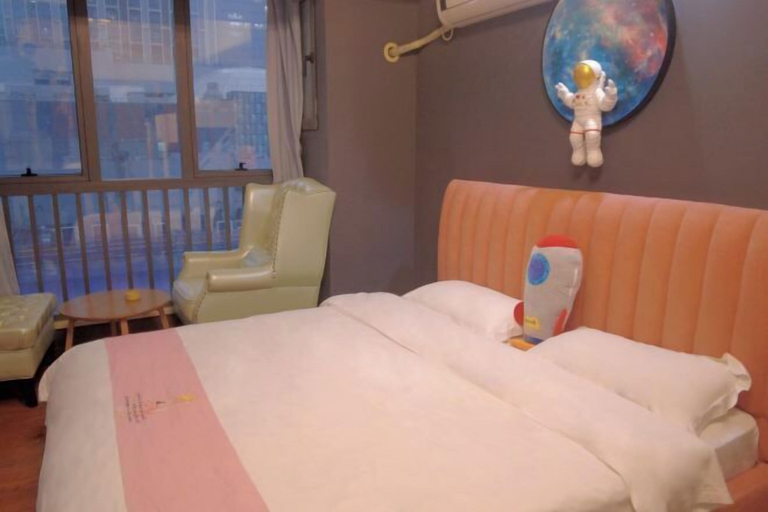 Room 2, Banana Stay Design Apartment, Guangzhou