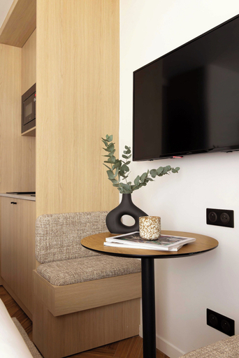 Interior 3, Luxurious studio -PantheonJardin de Luxembourg, Paris