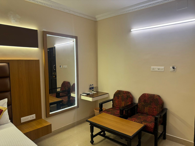 Others 5, HOTEL SRIMANIYA, Kanniyakumari