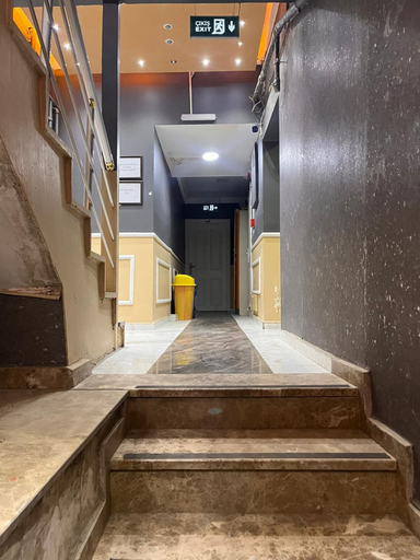 Front of property, beta hostel, Merkez