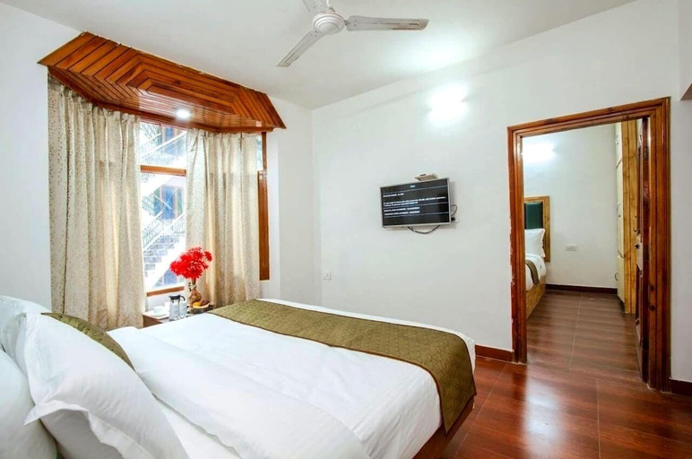 Room 4, Rosewood Manali, Kullu