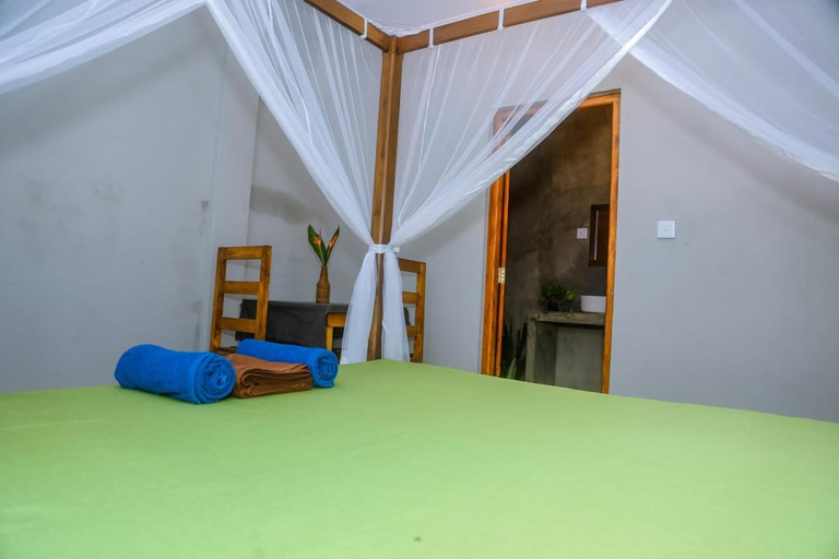 Bedroom 4, Chez Podi Surf Stay, Weligama