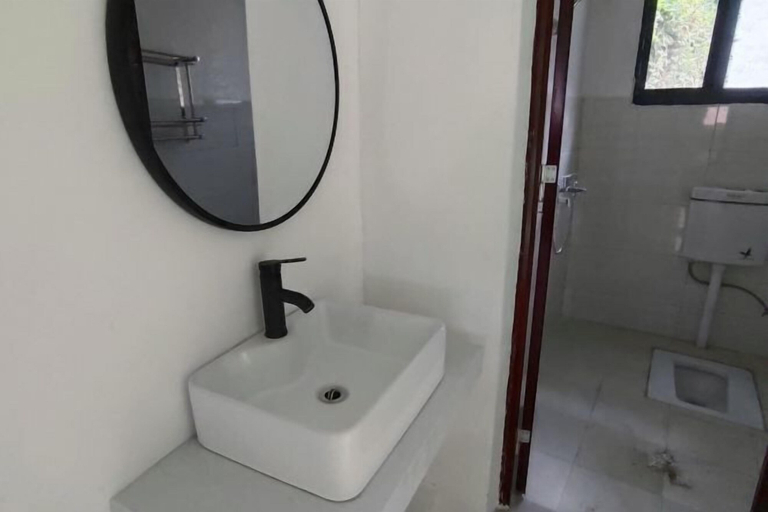 Bathroom 4, Shennong Valley Xishui Hotel, Zhuzhou