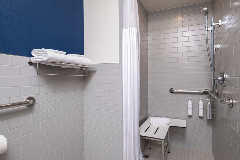 Bathroom 3, Spark by Hilton Springfield Eugene, Lane