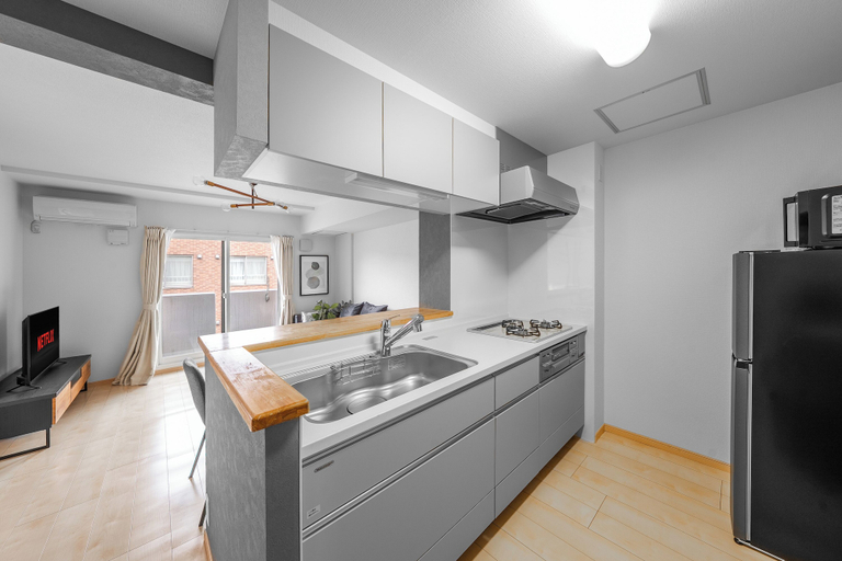 Private kitchen 3, E-US NAEBO STATION 302, Sapporo