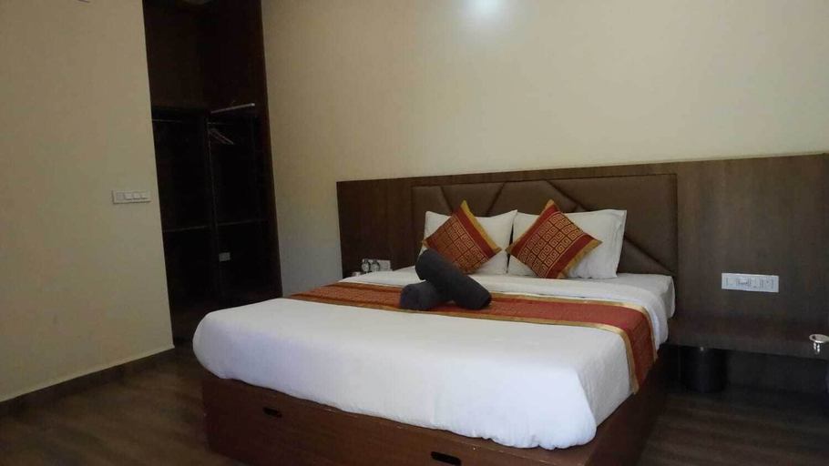 Room 4, AT CKM Homestay, Chikmagalur