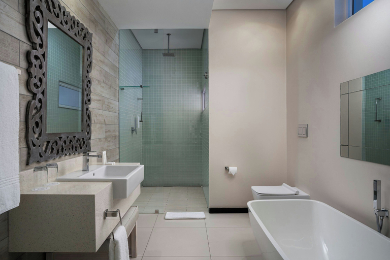 Bathroom 5, Protea Hotel by Marriott Mossel Bay, Eden