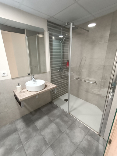 Bathroom 4, Hostal Rey Mundo, Zaragoza