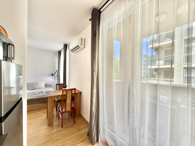 Room 4, Menada Aphrodite Green Apartments, Nesebar