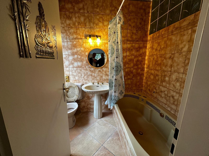 Bathroom 5, Hotel Grünewald, Region Hannover