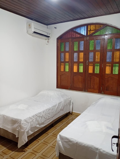 Room 2, Casa mobiliada, Belém