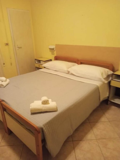 Bedroom 3, Hotel Bonaria sul mare, Rimini