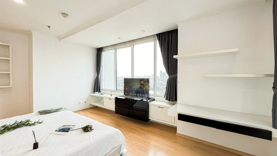 Room 2, Spacious Luxury 2Br Apartment With Extra Room At Fx Residence, Jakarta Pusat