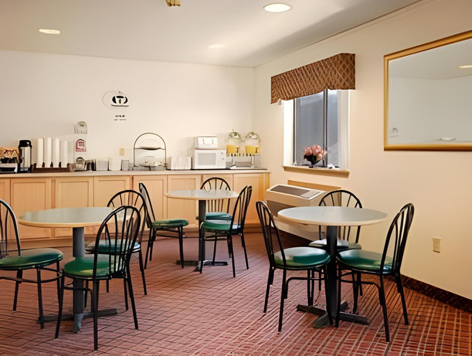 Food & Drinks 5, Ramada By Wyndham York Harrisburg Hershey, York