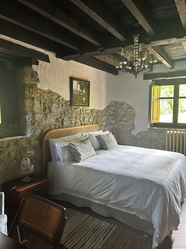 Room 3, Santuario Kunturi, Asturias