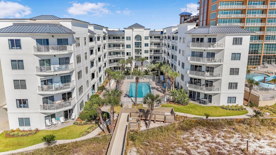 Exterior & Views 2, Palm Beach A14, Baldwin