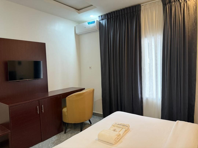Room 3, El-Patevadan Hotel and Suites, Yenegoa