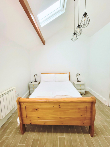Bedroom 2, Kings' House, Douglas