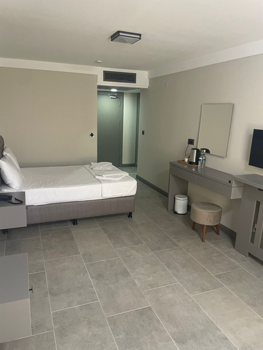 Room 2, Grand Cennet Beach Hotel, Edremit