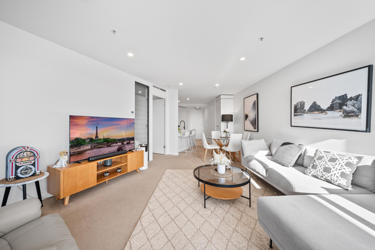 Separate living room 3, Stylish 2-Bed Apartment in Canberra CBD, Canberra