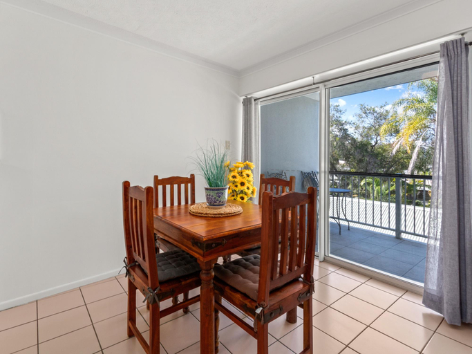 Separate living room 3, Spacious Esplanade Apartment with Rooftop Access, Hervey Bay - Pt A
