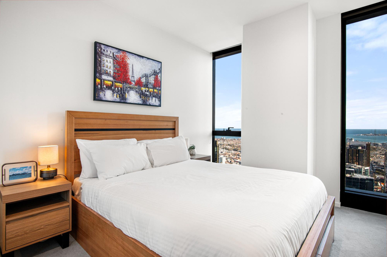 Bedroom 3, Stylish City Apartment with Expanding City Views, Melbourne