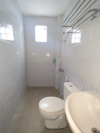 Bathroom 5, Nirwana Hotel & Convention Batu, Malang