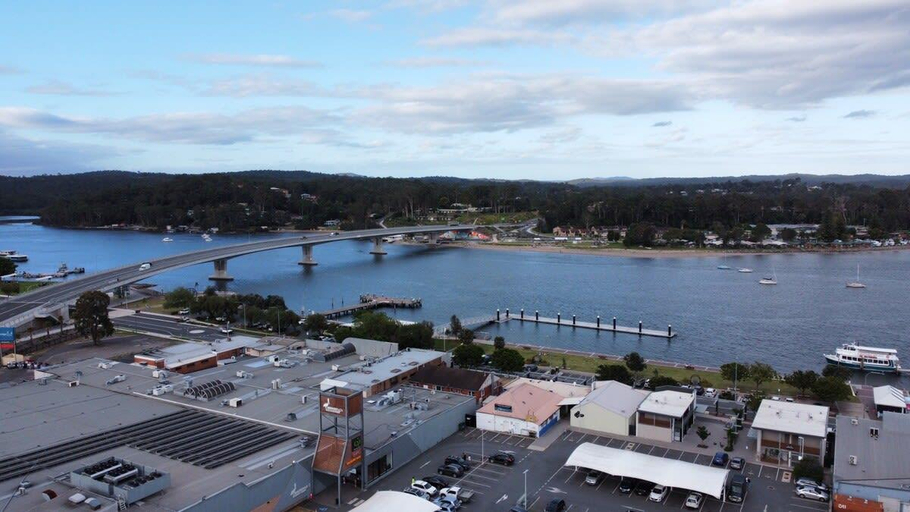 Others 4, Gorgeous 2-Bed Apartment By Shops and the River, Eurobodalla
