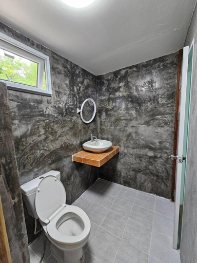 Bathroom 4, Koh Ngai KaiMuk Thong Resort, Ko Lanta