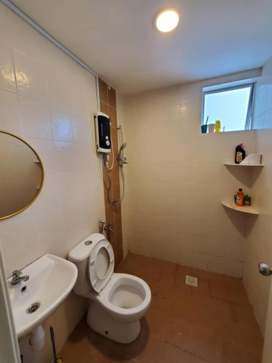 Bathroom 3, Sekinchan Apartment 1R1B 3Pax with View, Sabak Bernam