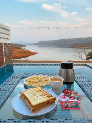 Food & Drinks 5, Water Rock Bhor, Pune