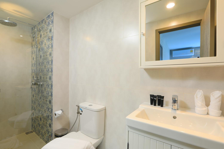 Bathroom, 1 BR apartment in Title Naiyang TLN-B307, Pulau Phuket