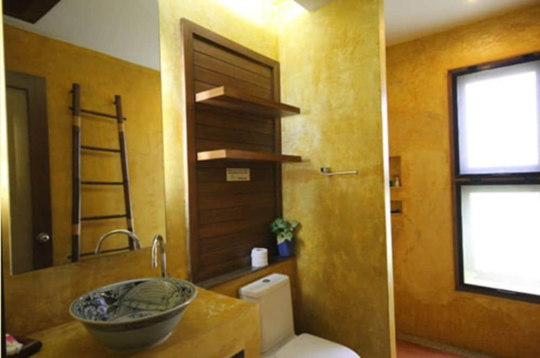 Bathroom 3, Andalay Boutique Resort, Ko Lanta