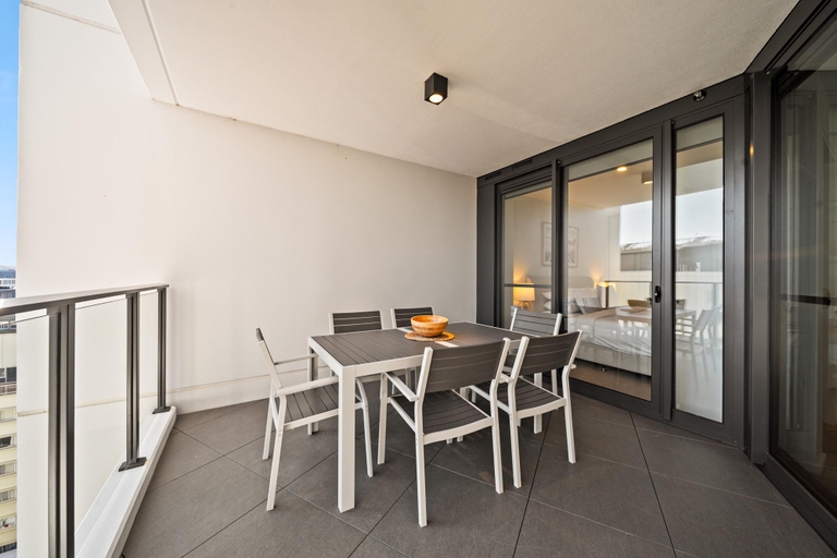 Balcony/terrace 4, Stylish 2-Bed Apartment in Canberra CBD, Canberra