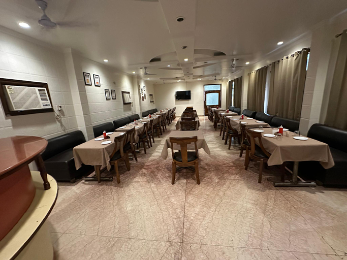 Food & Drinks 2, HOTEL ASHISH, Solan