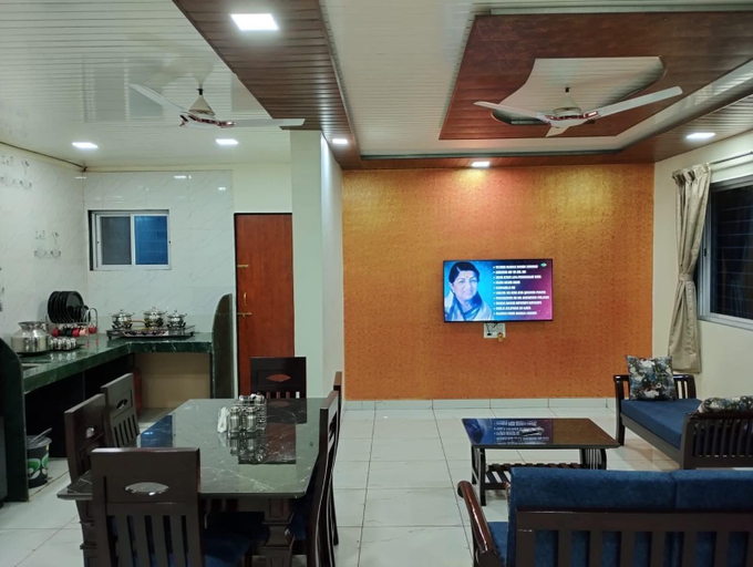 Food & Drinks, Deep home's umbarkar's, Satara