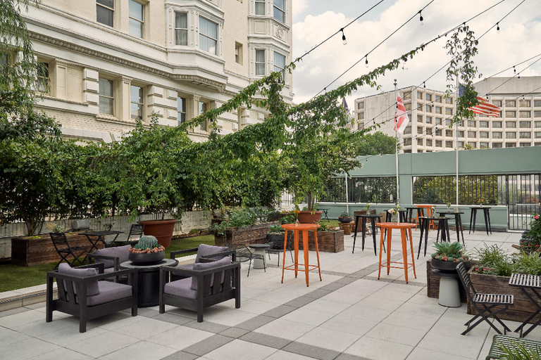 Exterior & Views 2, Hotel Rendale Washington DC, Washington D.C.