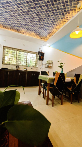 Food & Drinks 3, Villa near Vagator Beach, North Goa