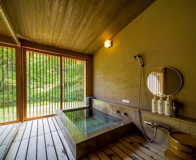 Bathroom 4, Yamado, Nishiwaga