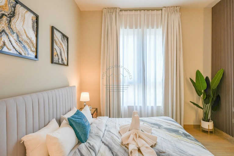 Bedroom 2, Yogi - 1BR Sea view apt with balcony & pool access, Dubai