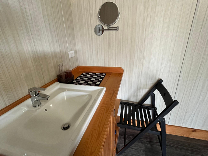 Bathroom 3, 夏日禾風, Pingtung