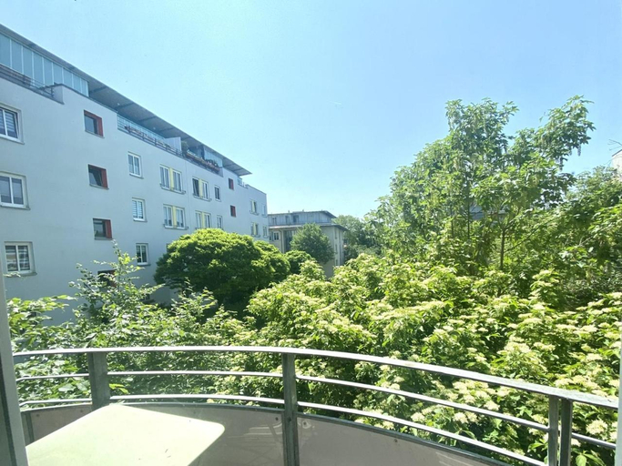 Others 4, BER, Quiet, Green, View, near Terminal, Berlin parking, Dahme-Spreewald
