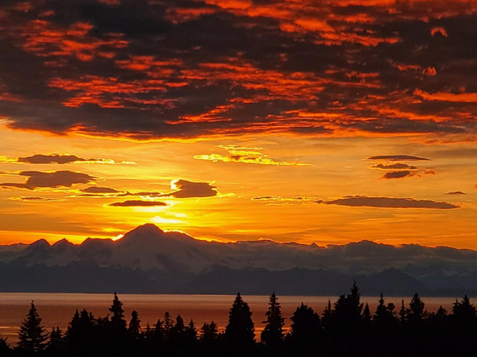 Others 3, Bluff Hideaway - Guest House, Kenai Peninsula