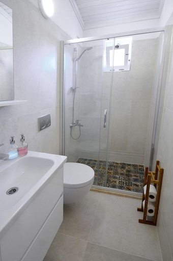 Bathroom 5, Yarımada Butik Otel, Datça