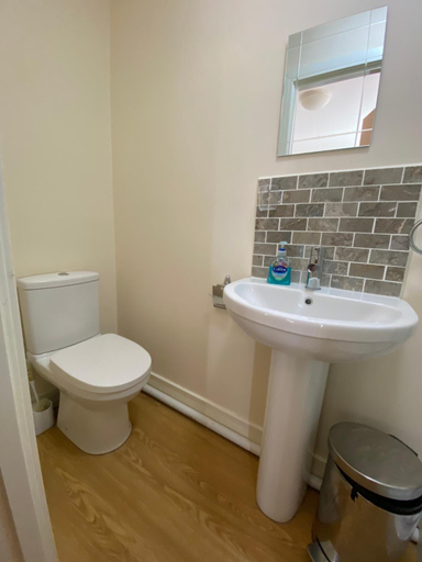 Bathroom 5, Mary Green Walk, Kent