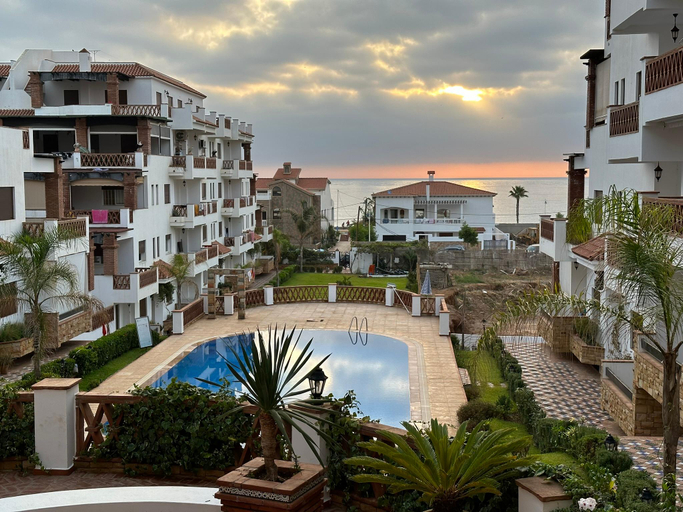 Others 4, Luxury duplex with private pool - Sea view & wifi, Tétouan